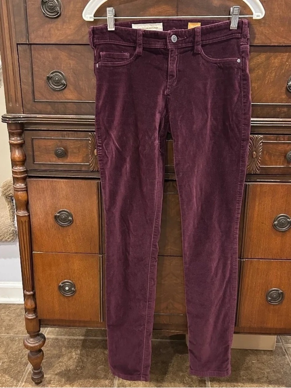 Women's Skinny Corduroy Pants in Deep Plum